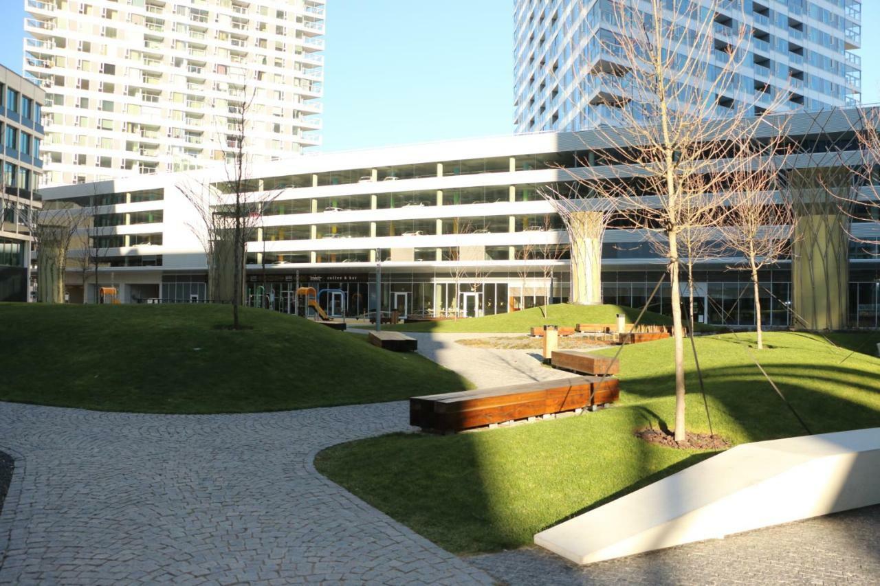 Panorama City Apartment With Free Parking Bratislava Exterior foto